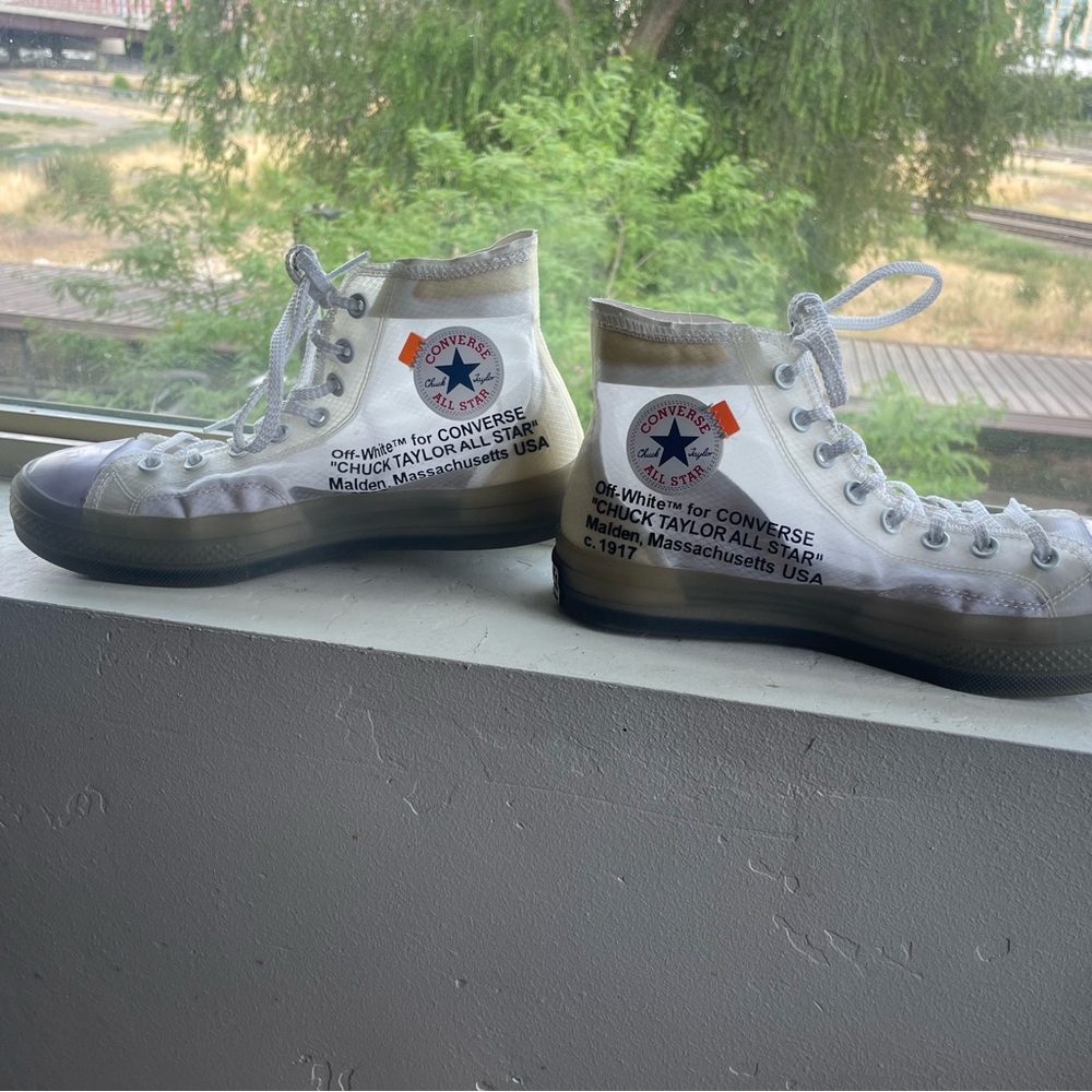 Off-White x Converse Chuck Taylor All Star Vulcanized Hi